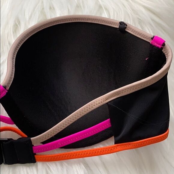 Victoria’s Secret Strapless Black/Pink Bikini Top - Picture 8 of 16